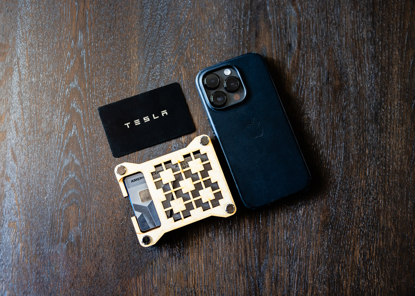 Rivet Wallet - A Minimalist Cash, Credit, & Gift Cardholder for the Modern Age