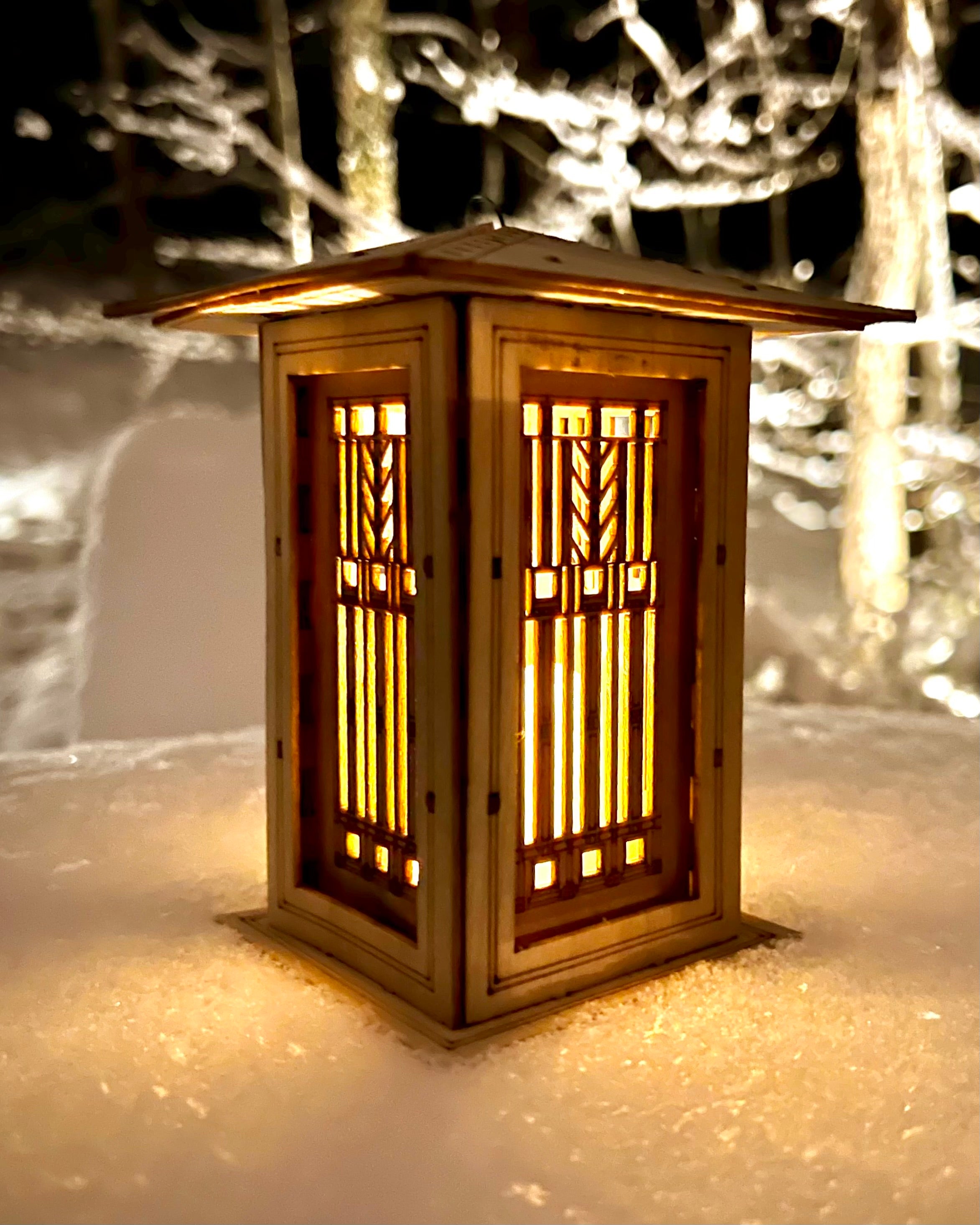 Wright, Prairie Style Lantern, Luminary. Arts and Crafts Era