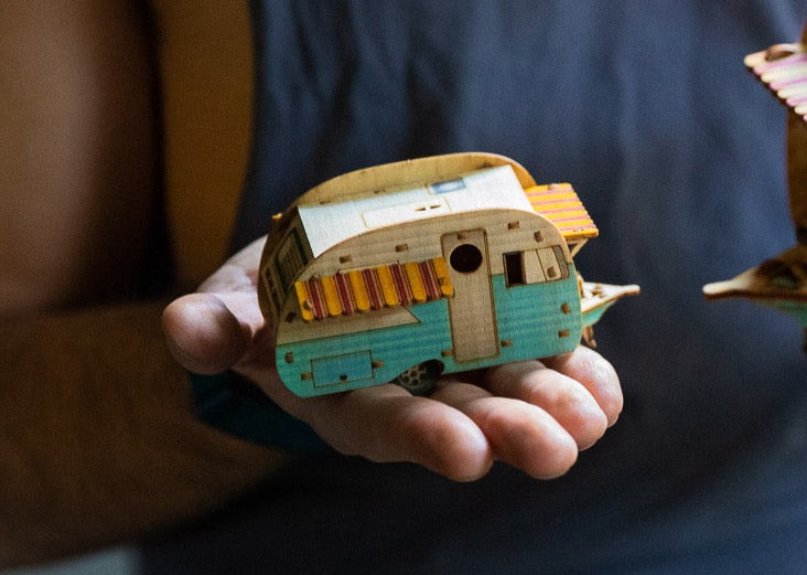 Miniature Caravane jaune, déco vintage, Chehoma [29103x]