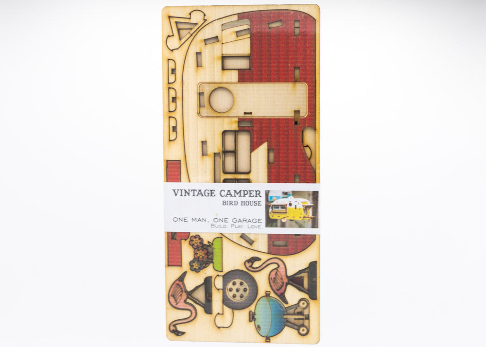 Vintage Camper Bird House Scale model playset you can build and use! Bring back the love of travel!